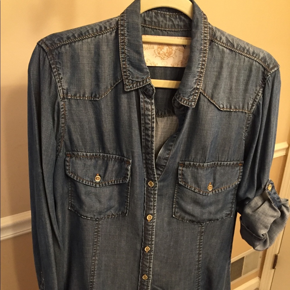 Bella Dahl denim button down.